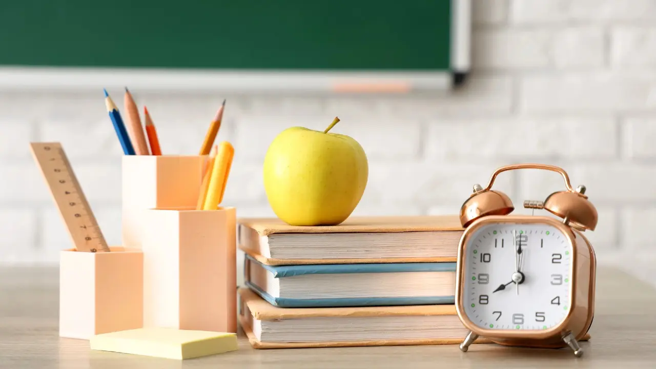 Білім саласындағы өзгеріс: Мұғалімдер үшін авторлық бағдарлама жазу талабы жойылады