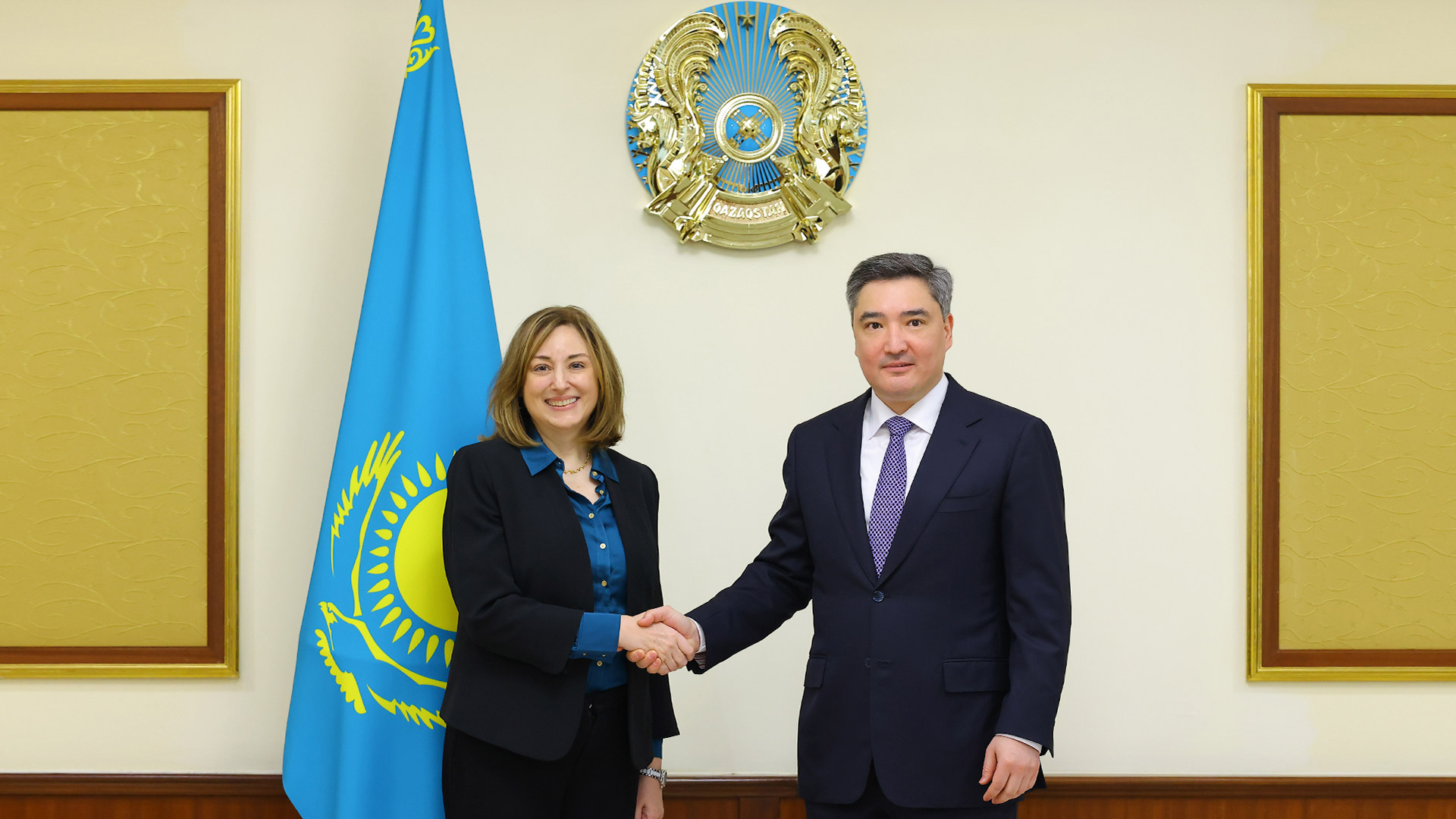 Экономикалық әріптестік нығая береді