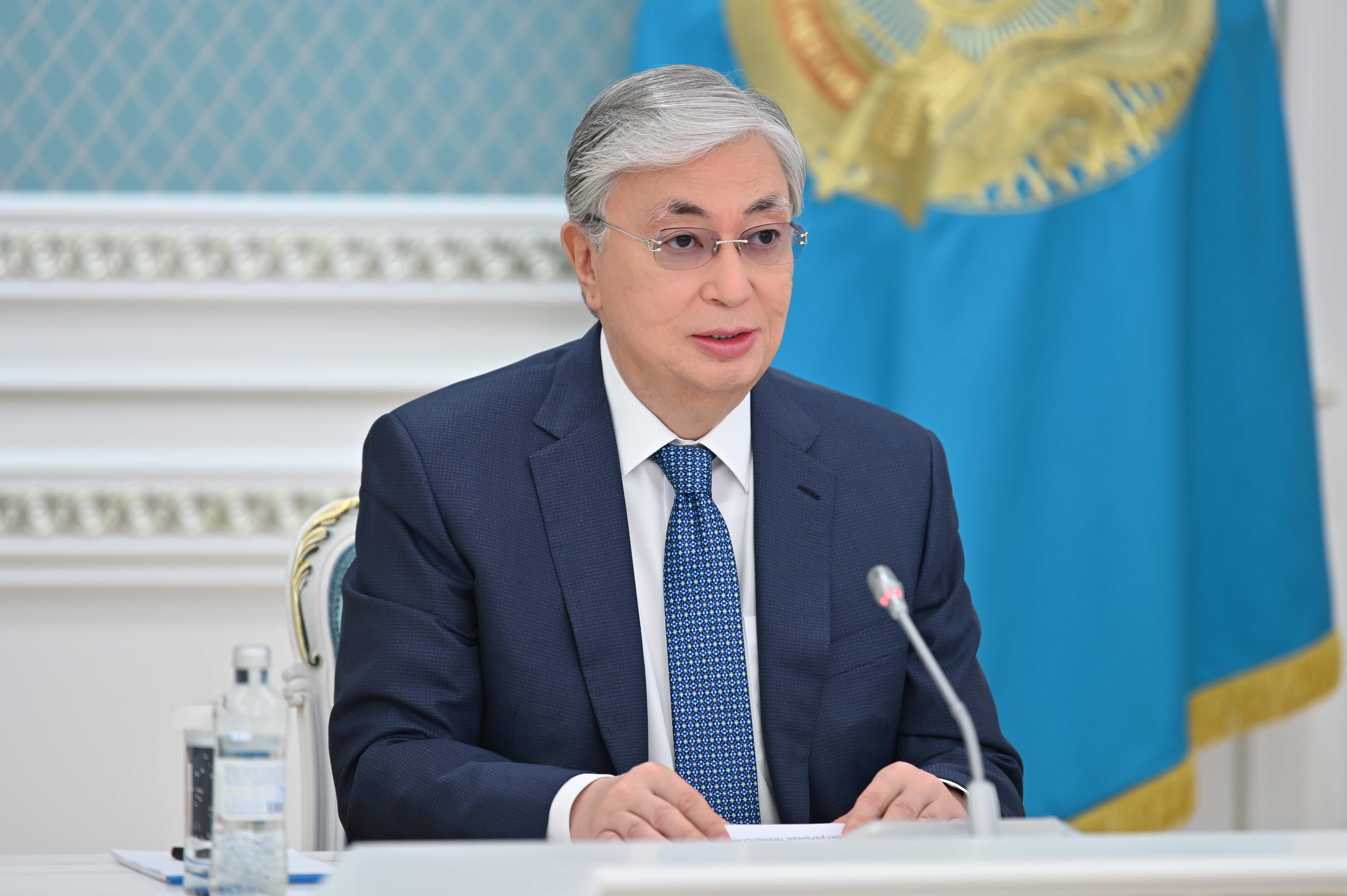 Мемлекет басшысы белгілі ғалымдарды марапаттады