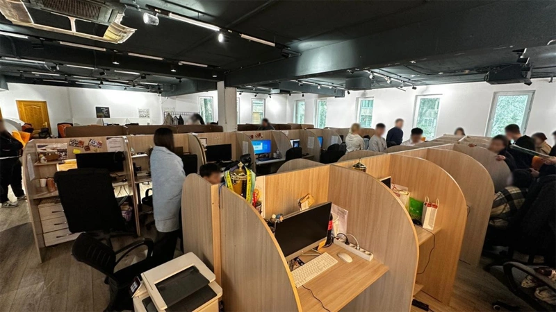 Дербес деректер интернетте сатылған: Сатып алушылар арасында микроқаржы ұйымдарының өкілдері бар