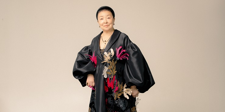 Ай сайын 1 млн теңге: Баян Алагөзова Мерует Өтекешоваға ерекше сый жасады