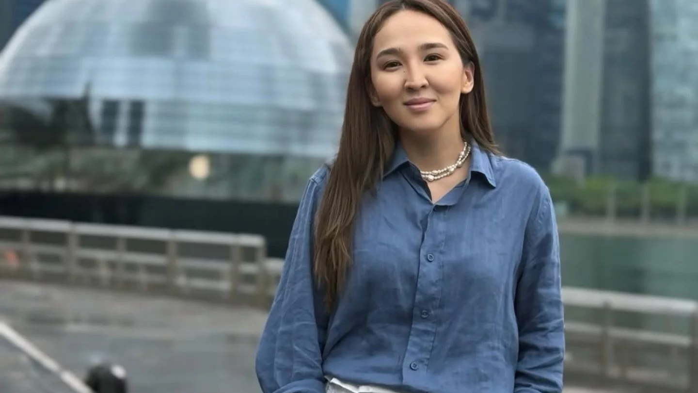 «Абай төсегін жинамаған». Ақын туралы пікір айтқан блогер сынға ұшырады