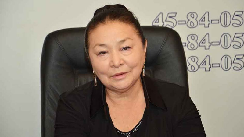 Жеке таныс емеспіз: Меруерт Өтекешова продюсердің қымбат сыйлығына қатысты алғаш рет пікір білдірді