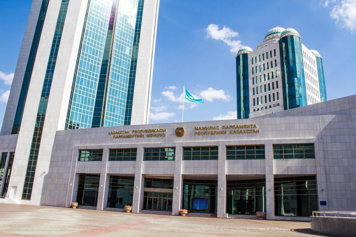 Парламентте Халық кеңесі туралы заң жобасы қаралады