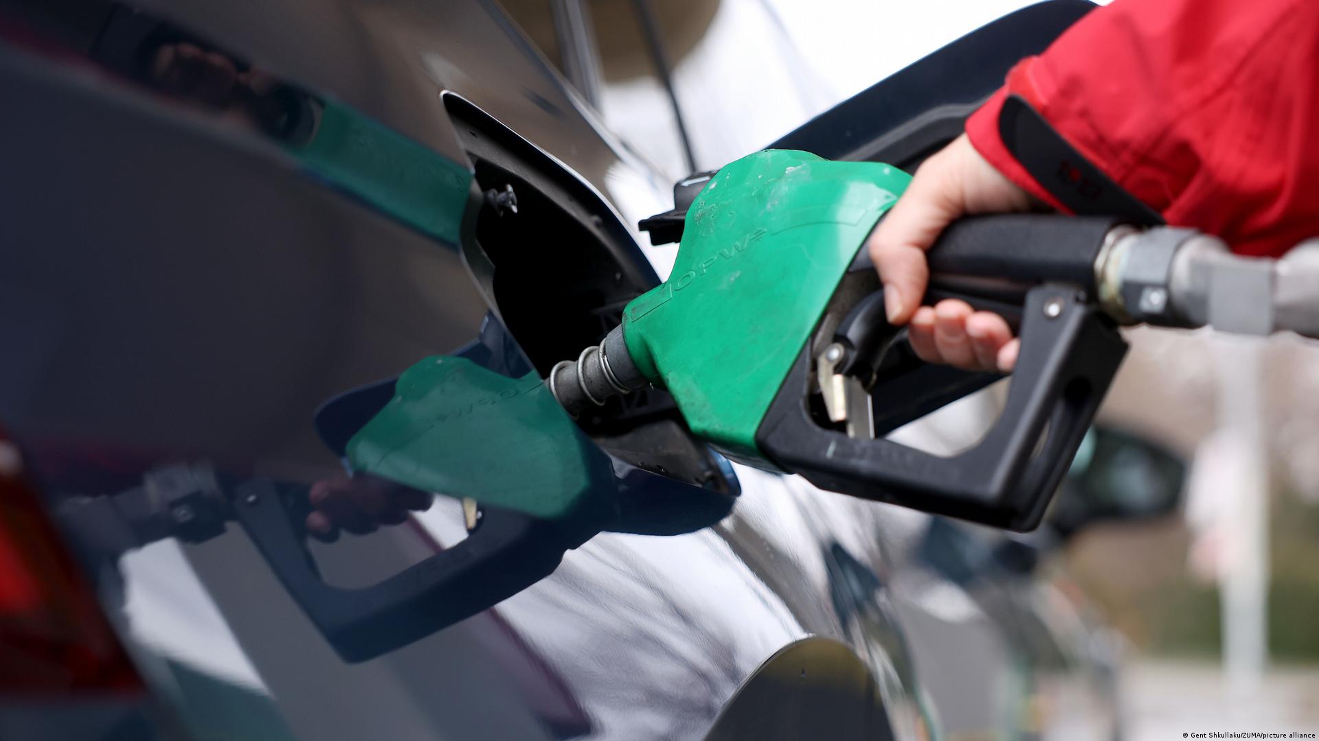 Мұнай нарығындағы құбылыс: Әлемдік геосаяси жағдай отандық жанармай бағасына әсер ете ме?