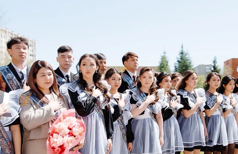 Білім гранты берілді