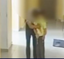 Шымкентте сегіз жастағы қызға қырындаған ер адам айыппұлмен құтылды